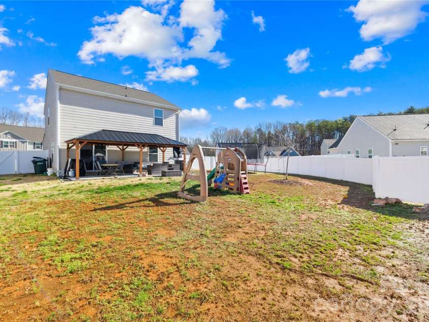147 Tanner Loop, Troutman, NC 28166.  MLS# CAR4357480, YatesRealty ID 23497. 