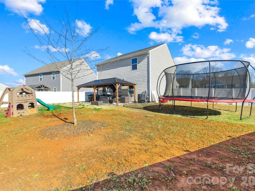 147 Tanner Loop, Troutman, NC 28166.  MLS# CAR4357480, YatesRealty ID 23497. 