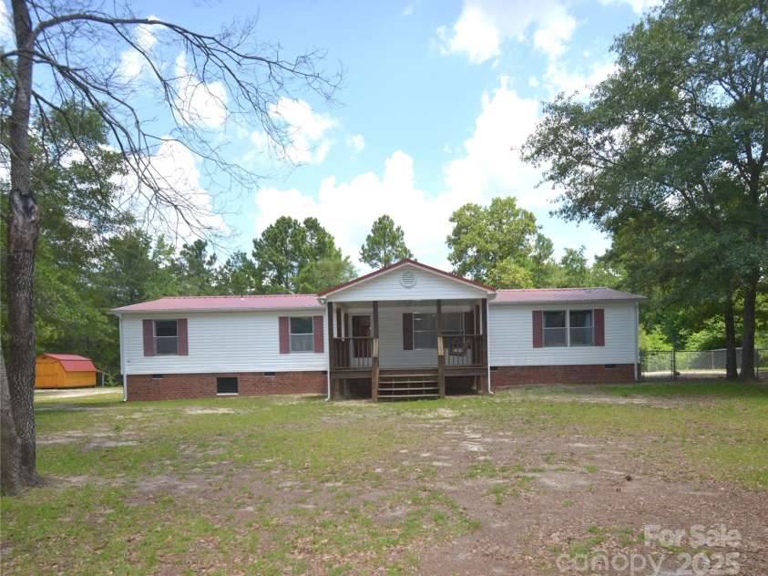 8221 Feather Run Road, Kershaw, SC 29067.  MLS# CAR4277032, YatesRealty ID 23498. 