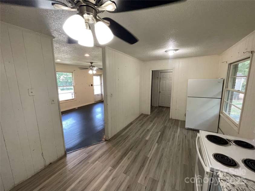 28 Maiden Lane, York, SC 29745.  MLS# CAR4277519, YatesRealty ID 23499. 