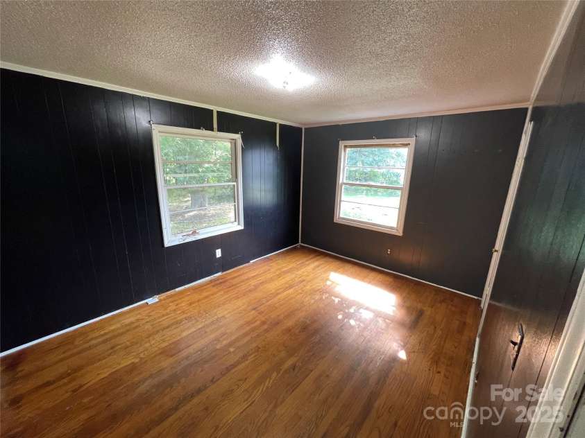 28 Maiden Lane, York, SC 29745.  MLS# CAR4277519, YatesRealty ID 23499. 