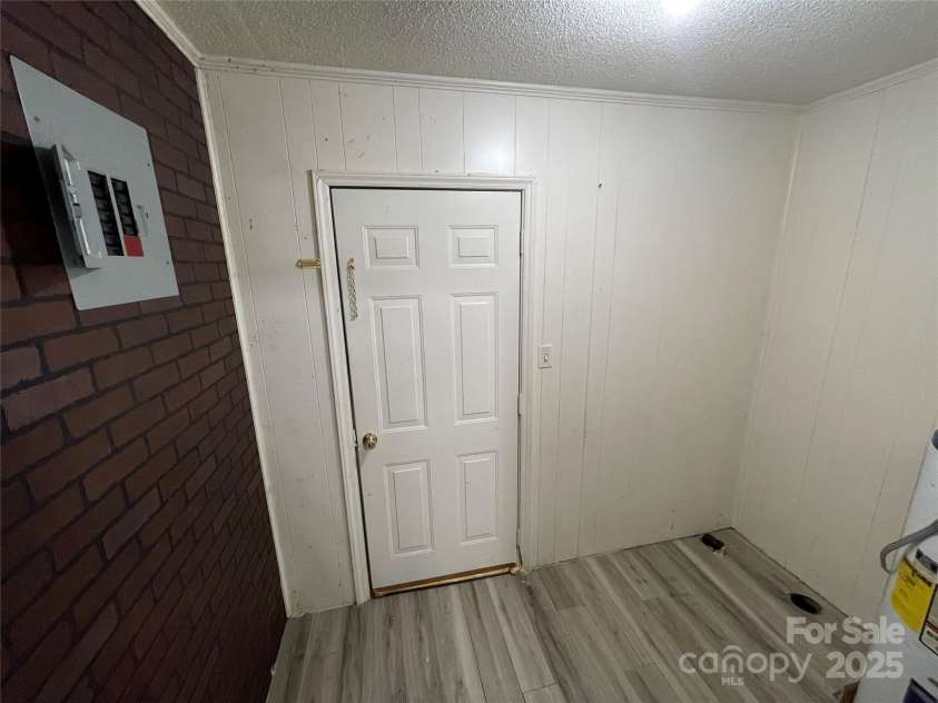 28 Maiden Lane, York, SC 29745.  MLS# CAR4277519, YatesRealty ID 23499. 