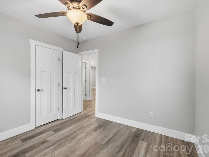 2414 Dickens Avenue, Charlotte, NC 28208.  MLS# CAR4325428, YatesRealty ID 2350. 