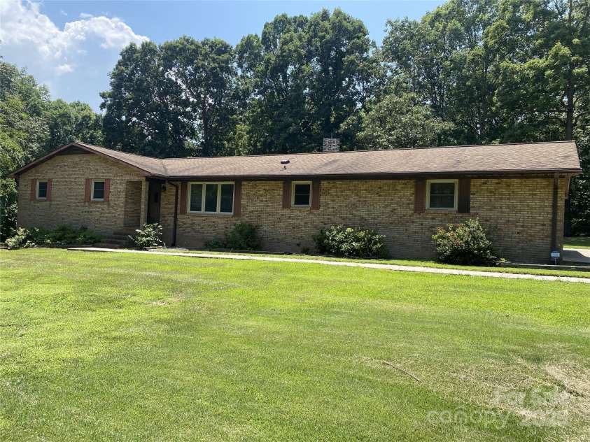 204 Biltmore Avenue, China Grove, NC 28023.  MLS# CAR4276511, YatesRealty ID 23500. 