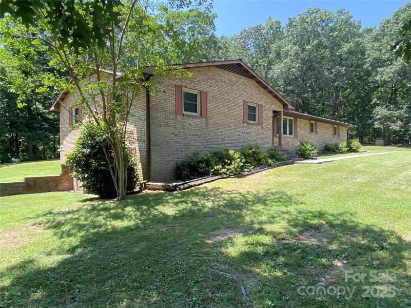 204 Biltmore Avenue, China Grove, NC 28023.  MLS# CAR4276511, YatesRealty ID 23500. 