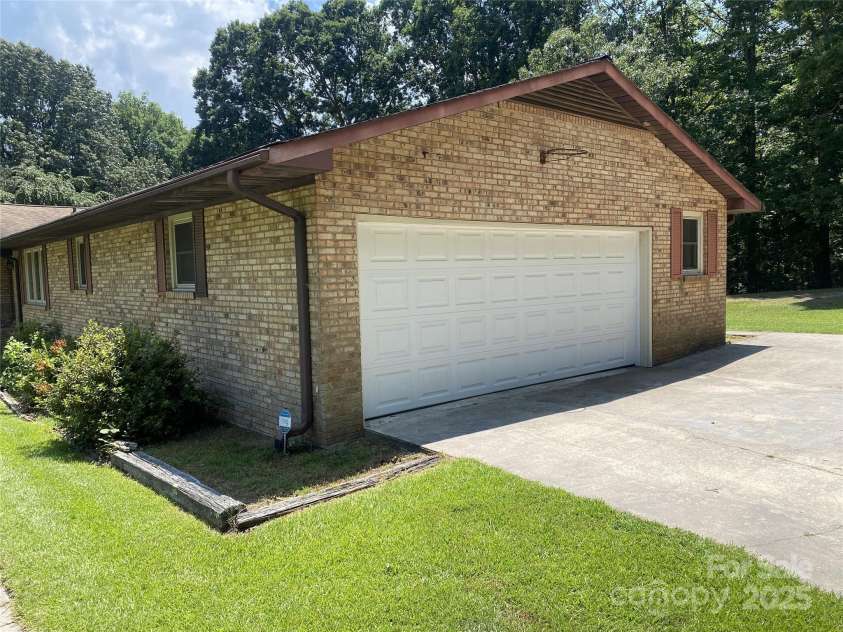 204 Biltmore Avenue, China Grove, NC 28023.  MLS# CAR4276511, YatesRealty ID 23500. 