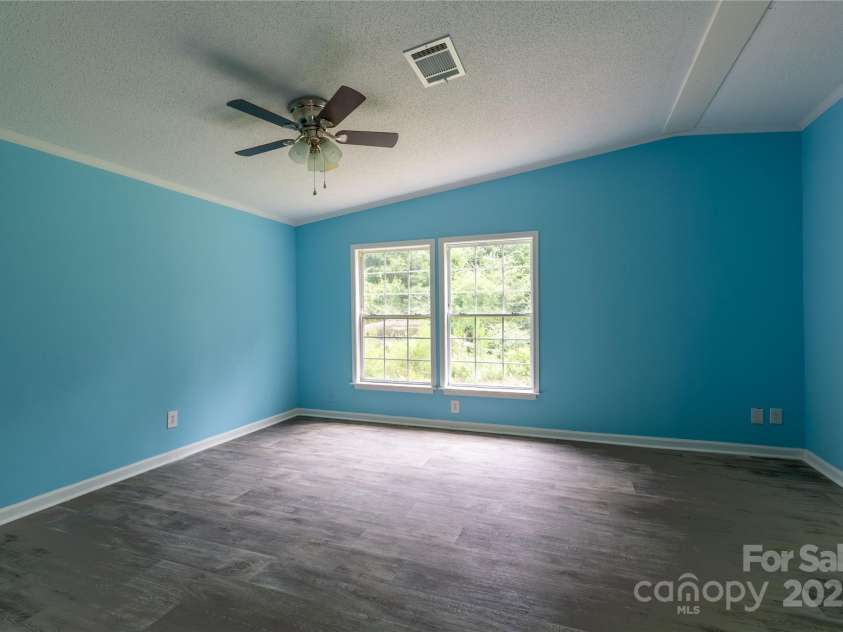 76 Brittany Lane, Whiteville, NC 28472.  MLS# CAR4277549, YatesRealty ID 23502. 