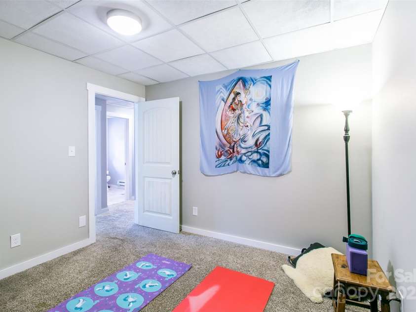 18 Benzington Way, Leicester, NC 28748.  MLS# CAR4254424, YatesRealty ID 23504. 