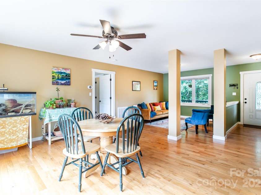 18 Benzington Way, Leicester, NC 28748.  MLS# CAR4254424, YatesRealty ID 23504. 