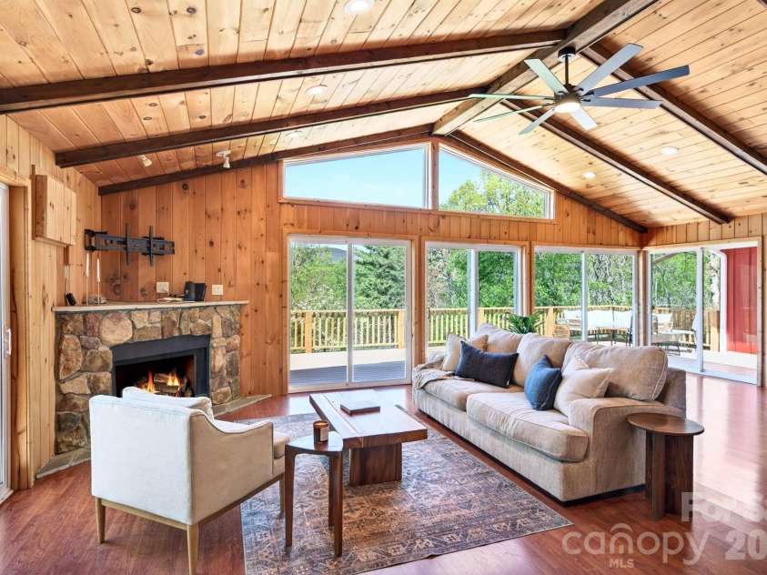 58 Camby Drive, Fairview, NC 28730.  MLS# CAR4371628, YatesRealty ID 23505.  Fabulous Sunroon with Radiant Floor Heating