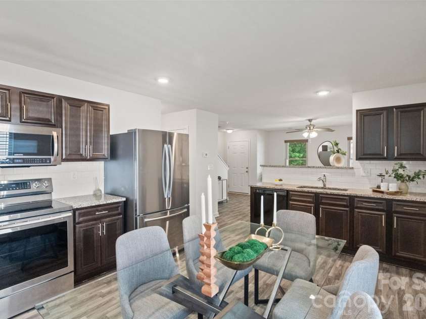 591 Stockton Way, Rock Hill, SC 29732.  MLS# CAR4380260, YatesRealty ID 23508. Kitchen and Breakfast Area