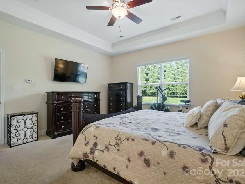 8275 Normandy Road, Denver, NC 28037.  MLS# CAR4276135, YatesRealty ID 23508. Beautiful tray ceiling.