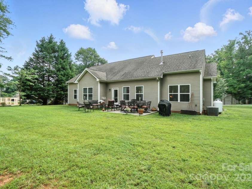 8275 Normandy Road, Denver, NC 28037.  MLS# CAR4276135, YatesRealty ID 23508. The possibilities are endless.