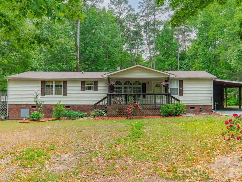 13753 Saint Thomas Drive, Stanfield, NC 28163.  MLS# CAR4376853, YatesRealty ID 23509. 