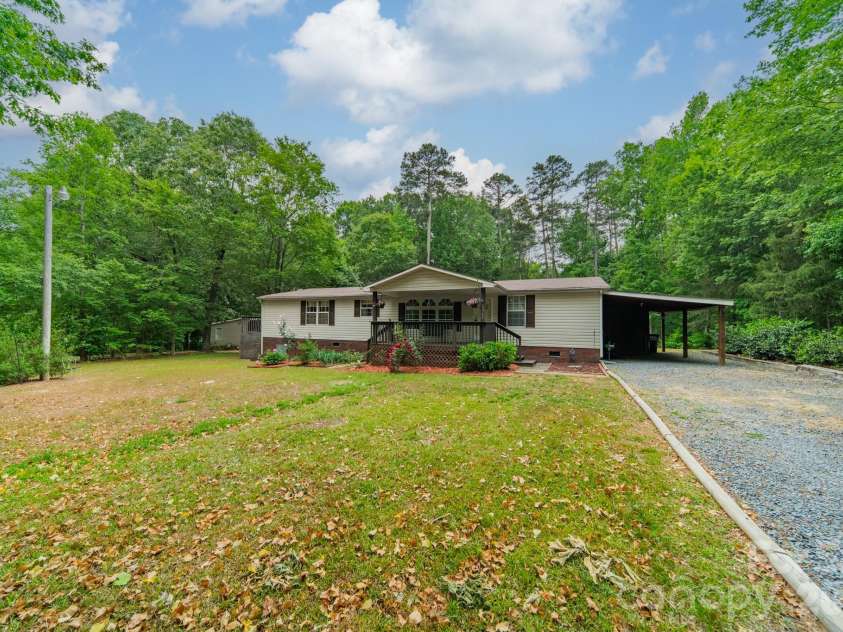 13753 Saint Thomas Drive, Stanfield, NC 28163.  MLS# CAR4376853, YatesRealty ID 23509. 