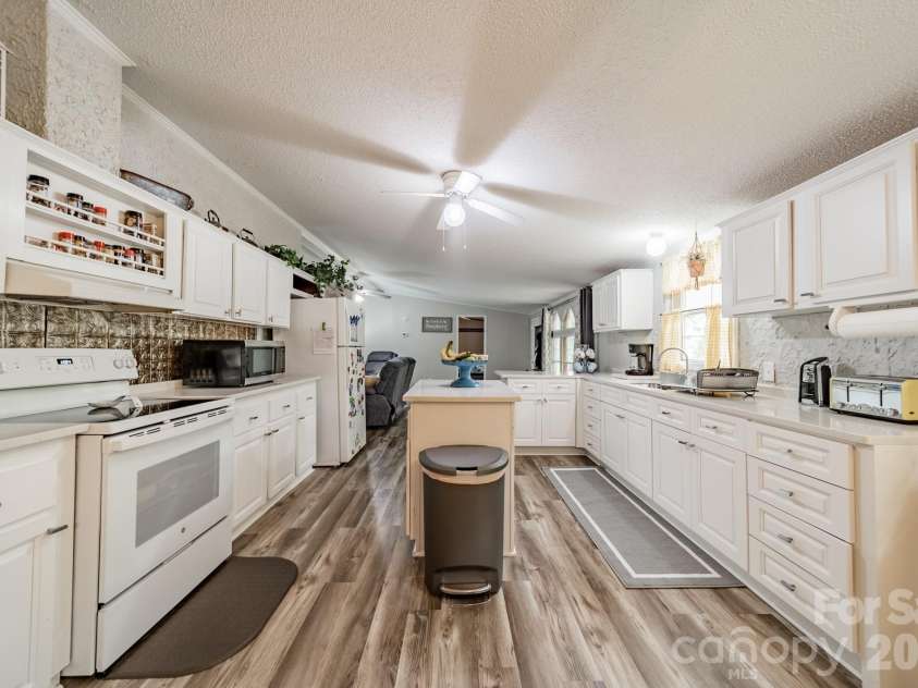 13753 Saint Thomas Drive, Stanfield, NC 28163.  MLS# CAR4376853, YatesRealty ID 23509. 