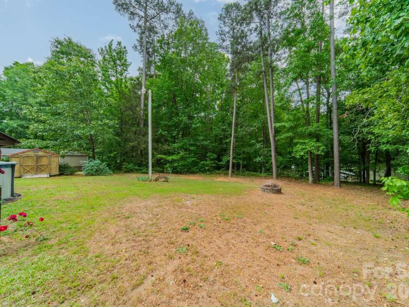 13753 Saint Thomas Drive, Stanfield, NC 28163.  MLS# CAR4376853, YatesRealty ID 23509. 