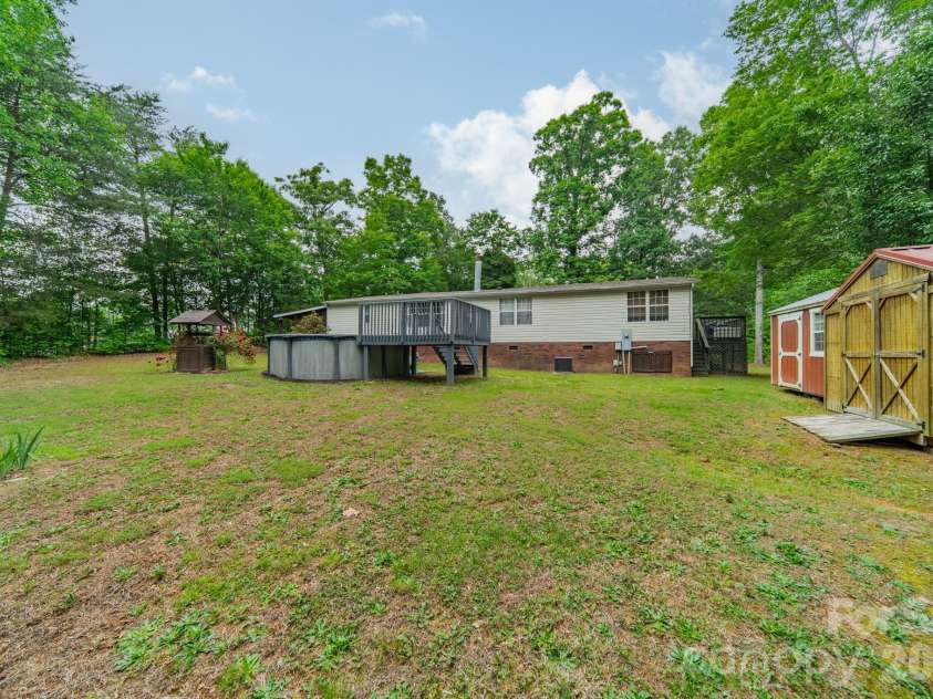 13753 Saint Thomas Drive, Stanfield, NC 28163.  MLS# CAR4376853, YatesRealty ID 23509. 