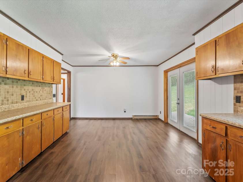 767 Brushy Creek Road, Spruce Pine, NC 28777.  MLS# CAR4258773, YatesRealty ID 23509. 