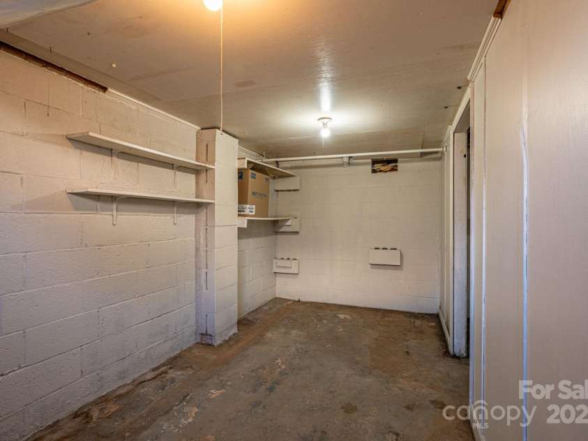 315 4th Avenue, Gastonia, NC 28054.  MLS# CAR4304615, YatesRealty ID 2351. 