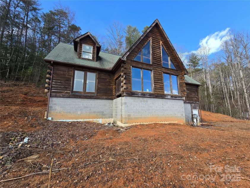6490 Globe Road, Lenoir, NC 28645.  MLS# CAR4281988, YatesRealty ID 2351. 