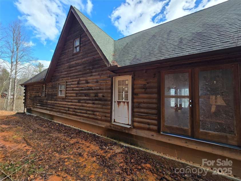 6490 Globe Road, Lenoir, NC 28645.  MLS# CAR4281988, YatesRealty ID 2351. Back of home