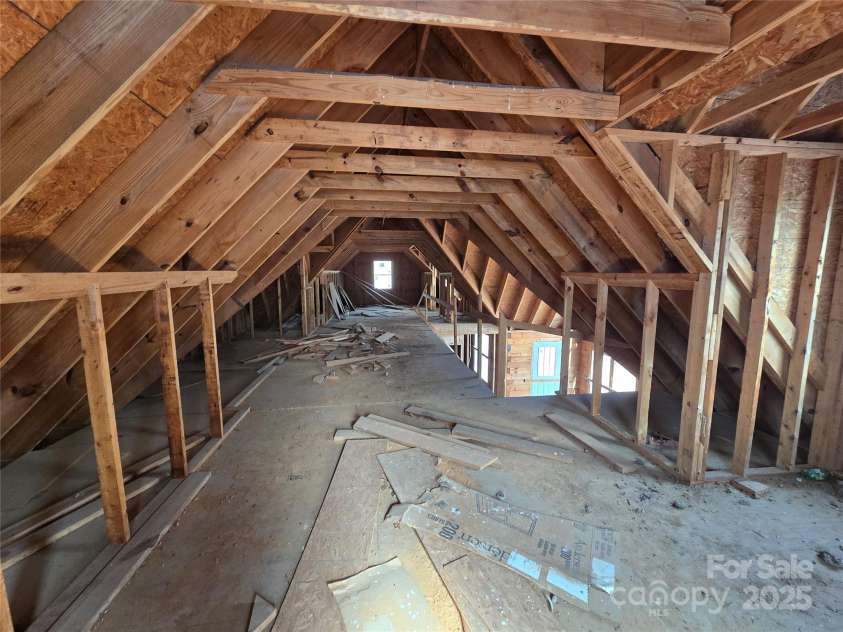 6490 Globe Road, Lenoir, NC 28645.  MLS# CAR4281988, YatesRealty ID 2351. Upstairs