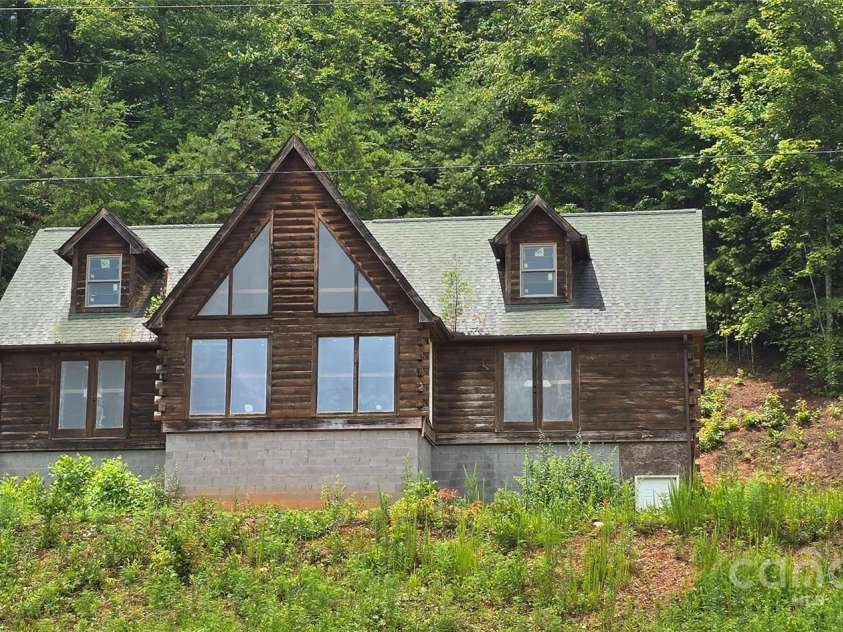 6490 Globe Road, Lenoir, NC 28645.  MLS# CAR4281988, YatesRealty ID 2351. View from Globe Road