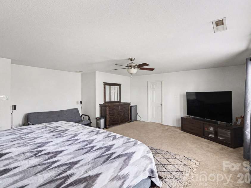 727 Sinclair Drive, Monroe, NC 28112.  MLS# CAR4341900, YatesRealty ID 2351. 