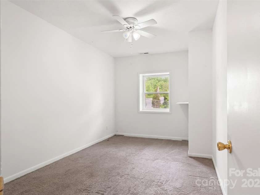493 Dogwood Road, Candler, NC 28715.  MLS# CAR4257818, YatesRealty ID 23510. Bedroom 3