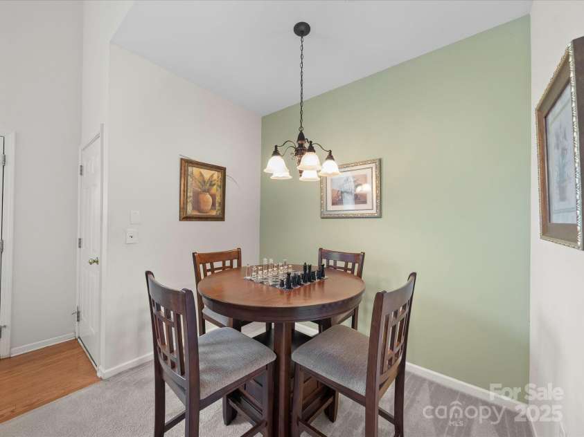 12415 Stratfield Place Circle, Pineville, NC 28134.  MLS# CAR4272270, YatesRealty ID 23511. 