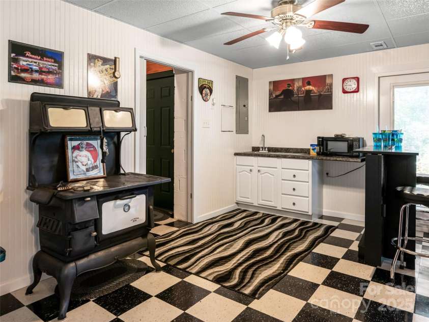 129 Melrose Lake Road, Saluda, NC 28773.  MLS# CAR4272471, YatesRealty ID 23512. 