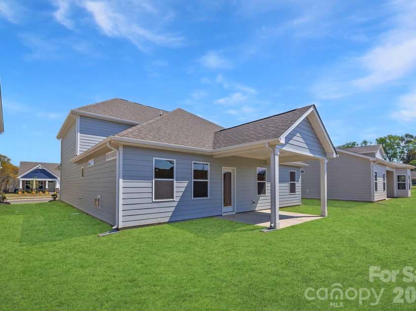 454 Brick House Road, York, SC 29745.  MLS# CAR4360167, YatesRealty ID 23512. 