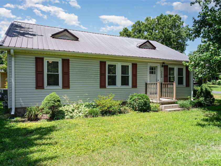 3425 Long Ferry Road, Salisbury, NC 28146.  MLS# CAR4272627, YatesRealty ID 23515. 