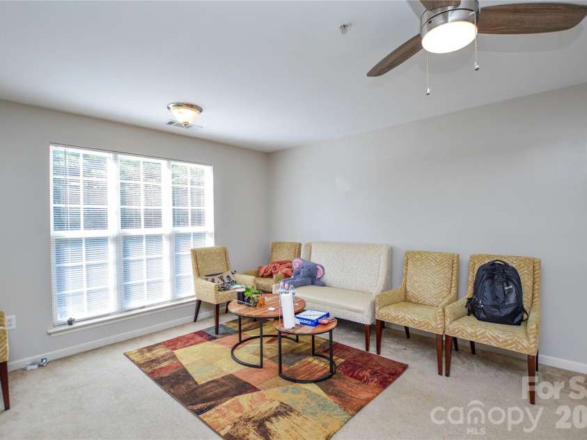 9810 Campus Walk Lane, Charlotte, NC 28262.  MLS# CAR4374481, YatesRealty ID 23515. 