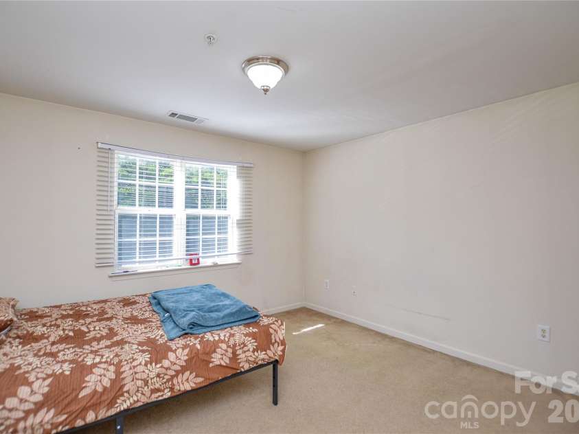 9810 Campus Walk Lane, Charlotte, NC 28262.  MLS# CAR4374481, YatesRealty ID 23515. 