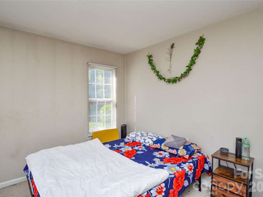 9709 Campus Walk Lane, Charlotte, NC 28262.  MLS# CAR4374203, YatesRealty ID 23516. 