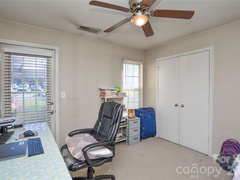 9709 Campus Walk Lane, Charlotte, NC 28262.  MLS# CAR4374203, YatesRealty ID 23516. 