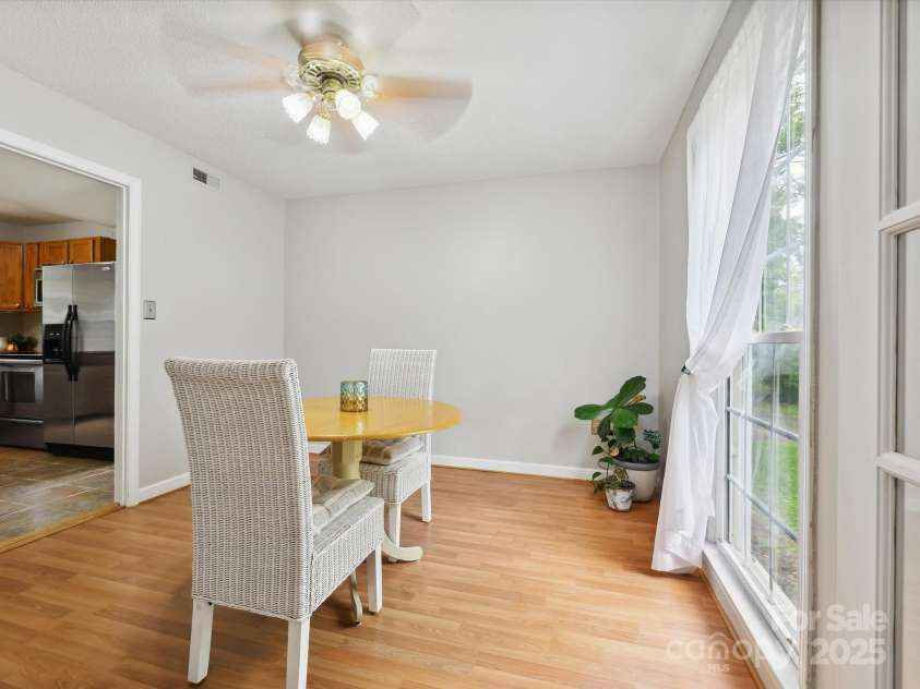7317 Red Branch Lane, Charlotte, NC 28226.  MLS# CAR4264702, YatesRealty ID 23517. 