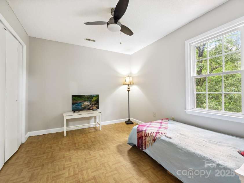 7317 Red Branch Lane, Charlotte, NC 28226.  MLS# CAR4264702, YatesRealty ID 23517. 