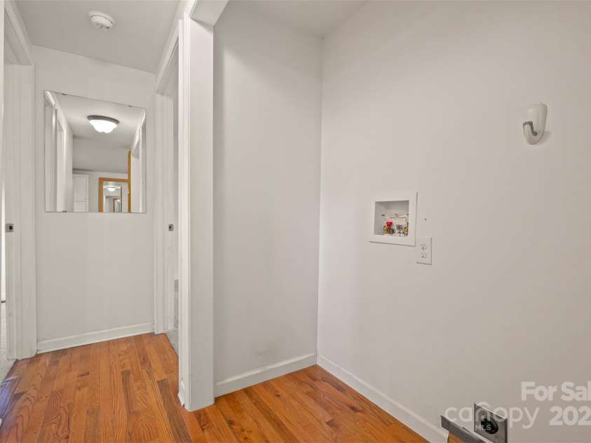 1380 Old Dana Road, Hendersonville, NC 28792.  MLS# CAR4275821, YatesRealty ID 23519. 