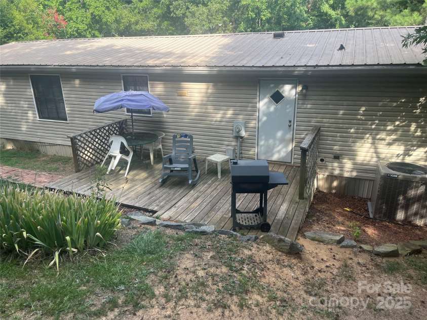 12414 Buxton Drive, Pineville, NC 28134.  MLS# CAR4267547, YatesRealty ID 2352. 