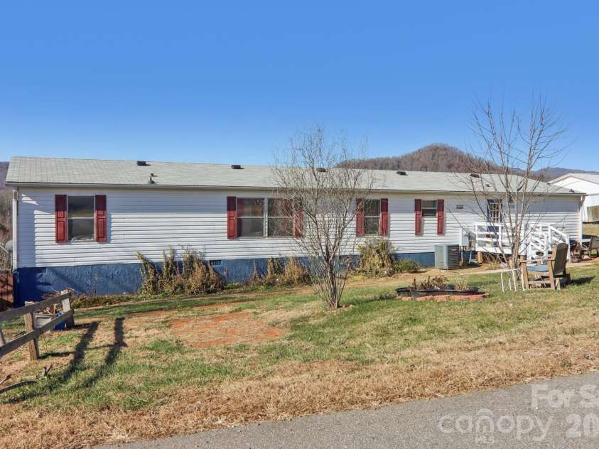 99 Colton Drive, Leicester, NC 28748.  MLS# CAR4324763, YatesRealty ID 2352. 