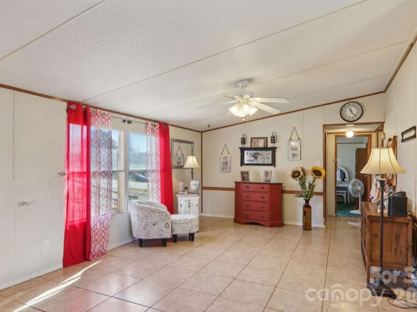 99 Colton Drive, Leicester, NC 28748.  MLS# CAR4324763, YatesRealty ID 2352. Second living den