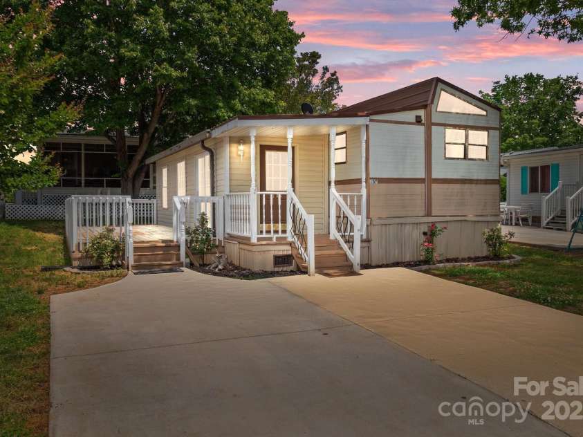 165 Cardinal Drive, New London, NC 27371.  MLS# CAR4256432, YatesRealty ID 23521. 