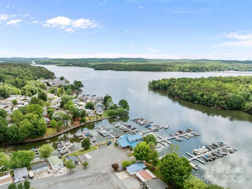 165 Cardinal Drive, New London, NC 27371.  MLS# CAR4256432, YatesRealty ID 23521. 