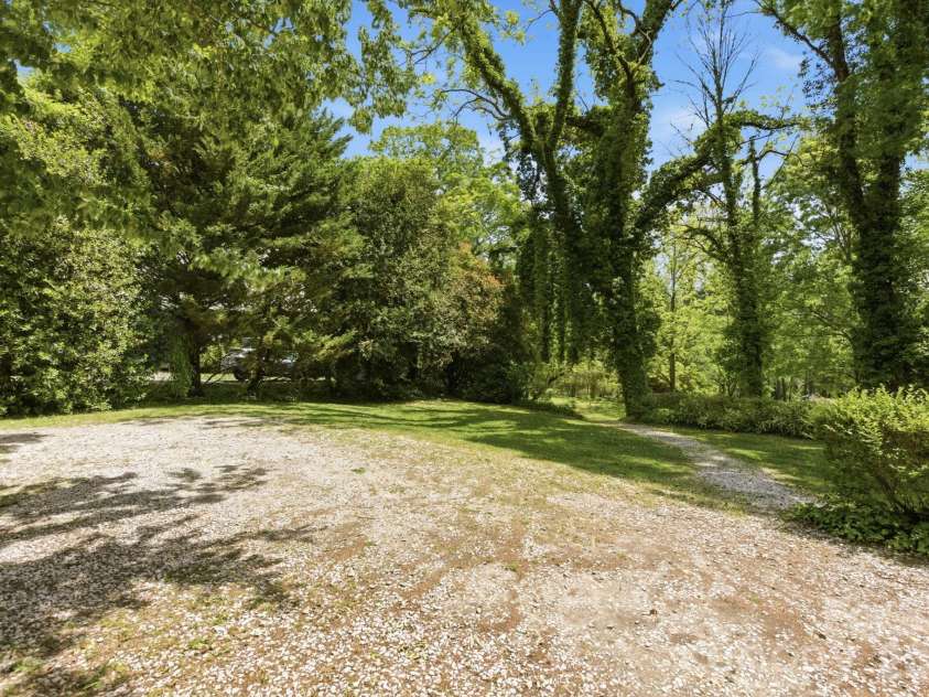 662 Biltmore Avenue, Asheville, NC 28803.  MLS# CAR4375628, YatesRealty ID 23522. 