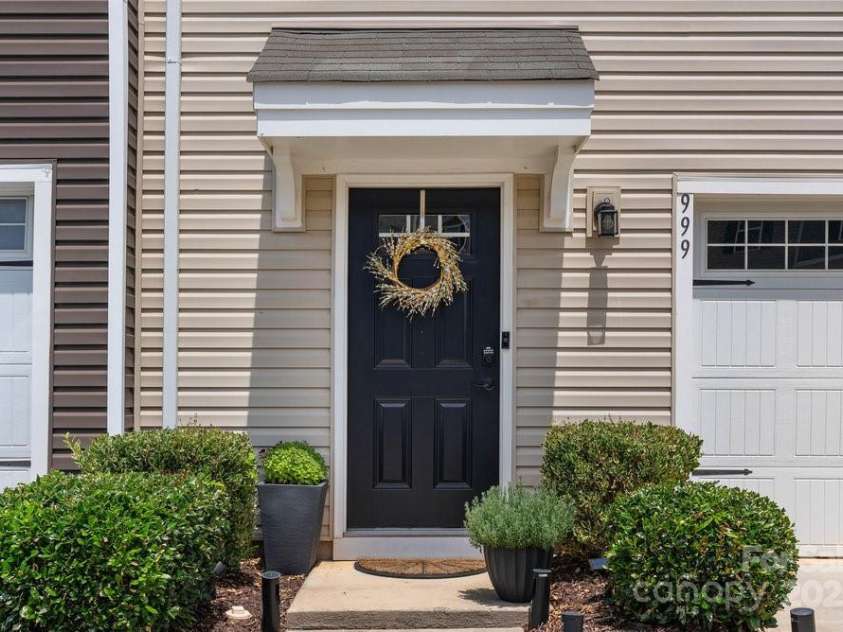 999 Rushing Lane, Fort Mill, SC 29715.  MLS# CAR4268062, YatesRealty ID 23523. 