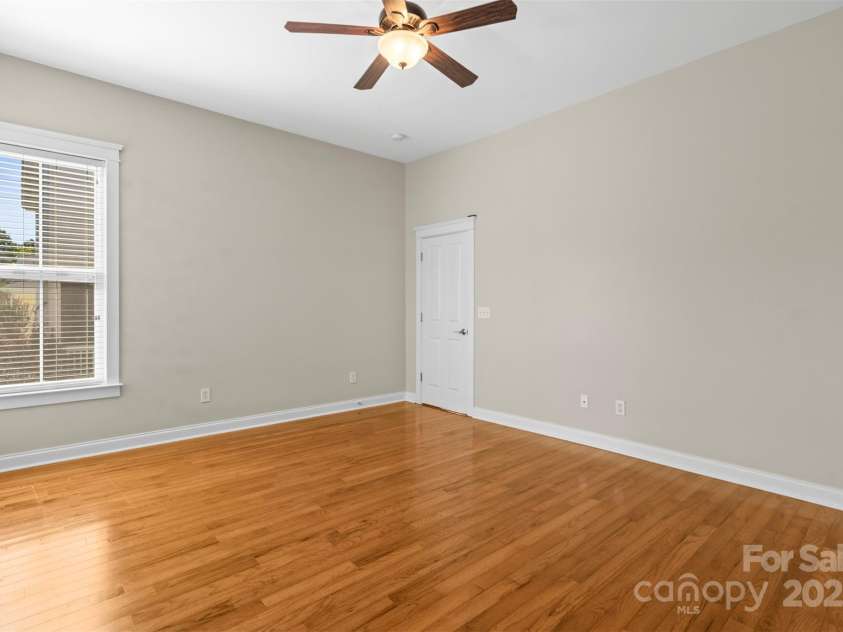 187 Water Oak Drive, Mooresville, NC 28117.  MLS# CAR4267308, YatesRealty ID 23524. 