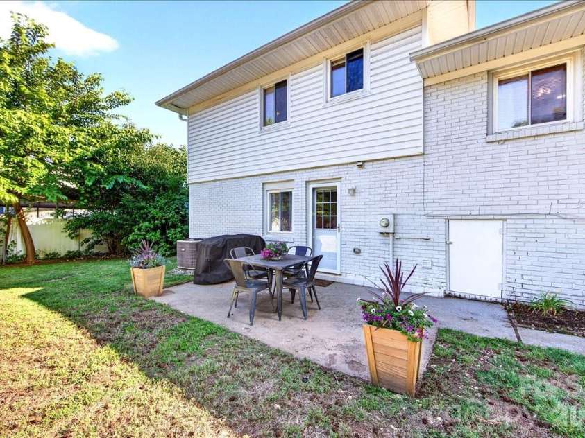 5907 Bluebonnet Road, Charlotte, NC 28212.  MLS# CAR4380900, YatesRealty ID 23524. 